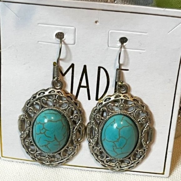 Round Turquois and Silver Earrings - Picture 1 of 1